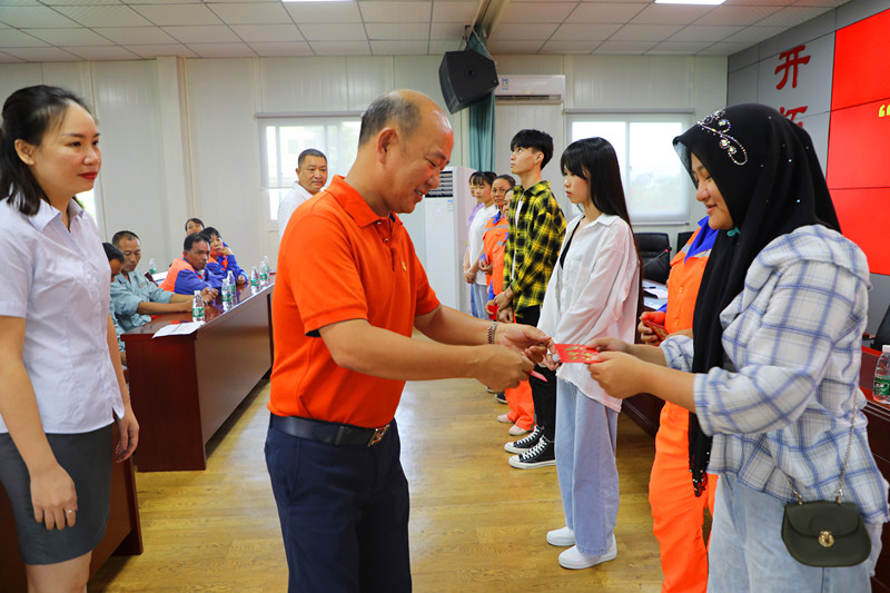 “金秋助學(xué)，圓夢明佳！”明佳集團黨支部及工會組織開展愛心助學(xué)活動！